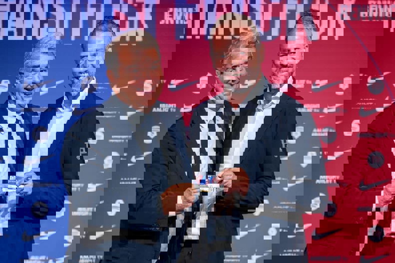 2090097