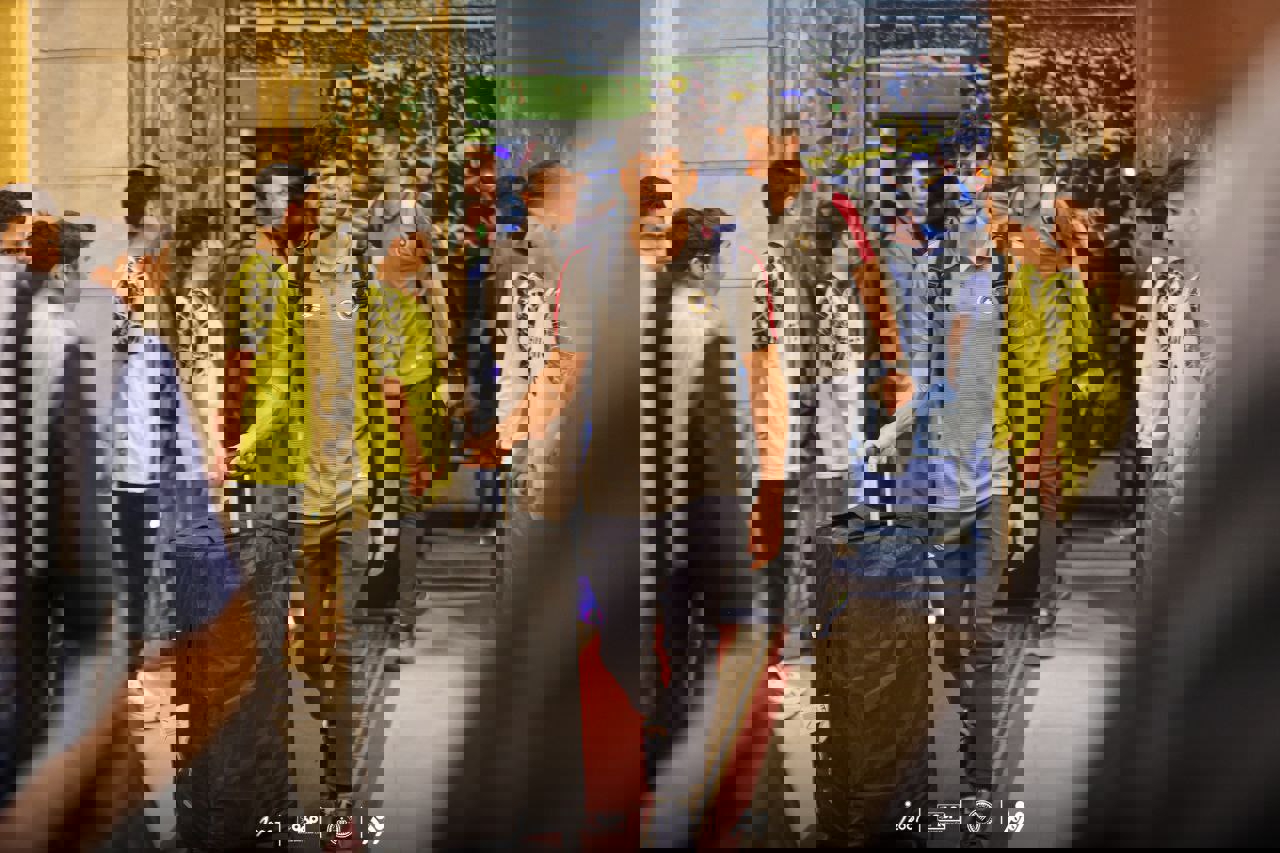 2090437