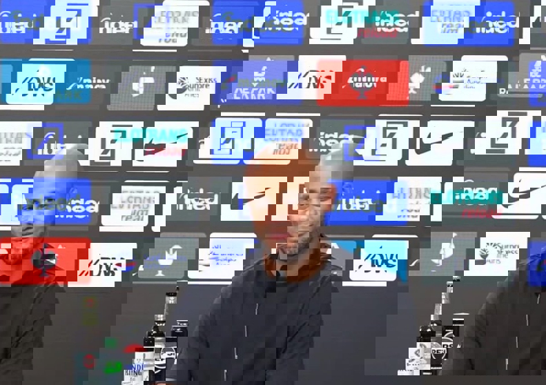 2091635