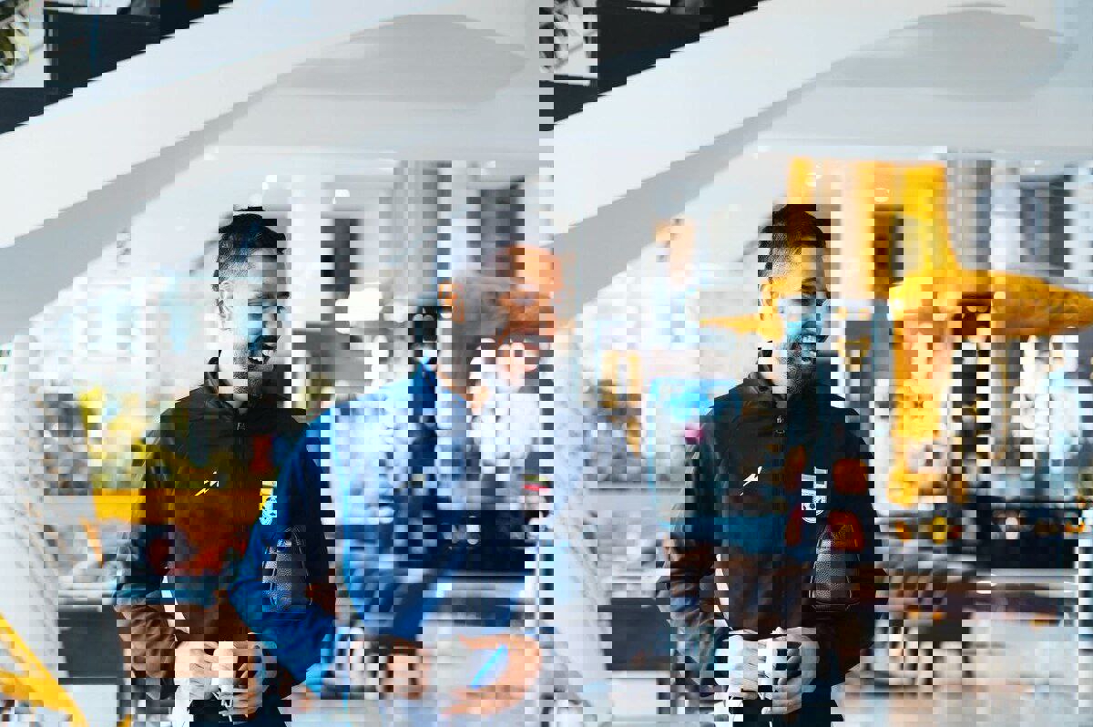 2091987