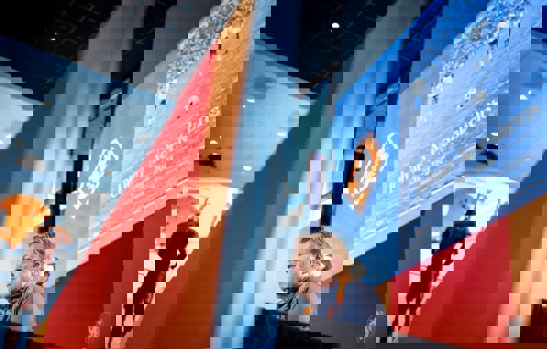 2092064