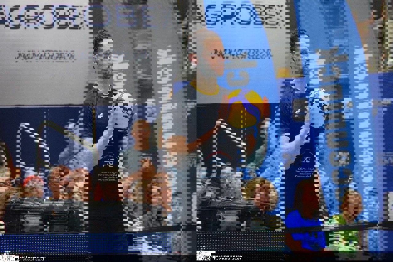 2092294