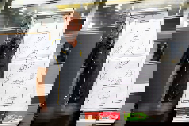 2092642