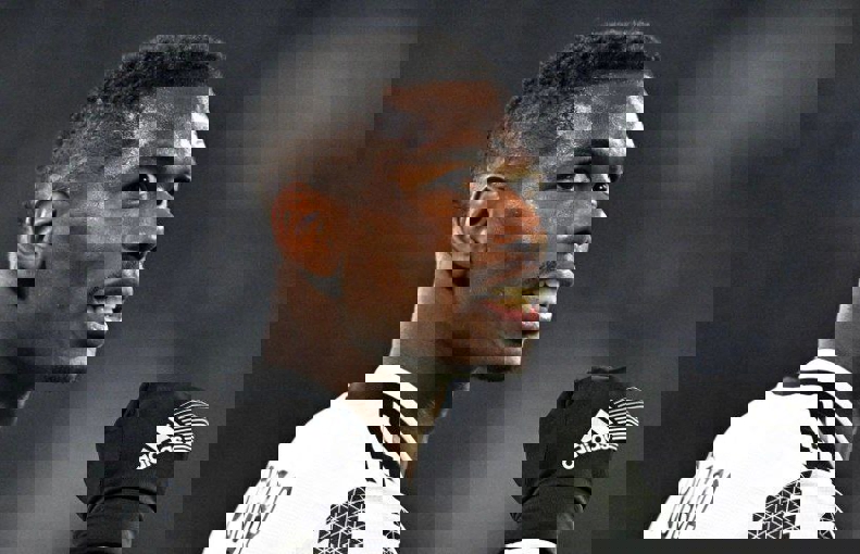 2092893