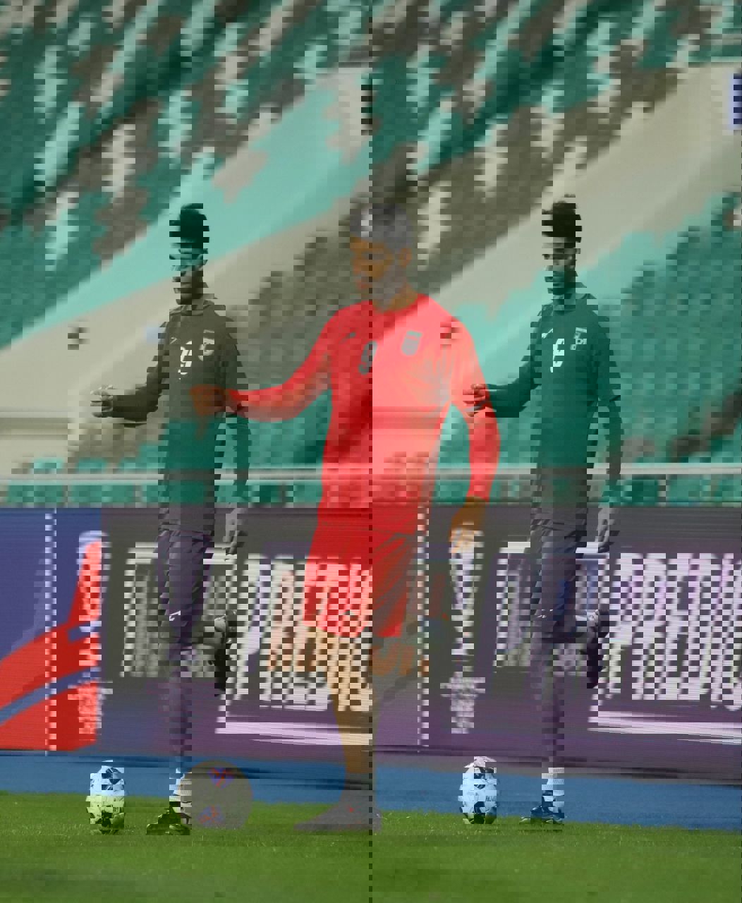 2092831