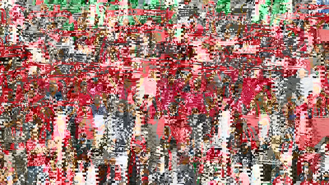 2093306