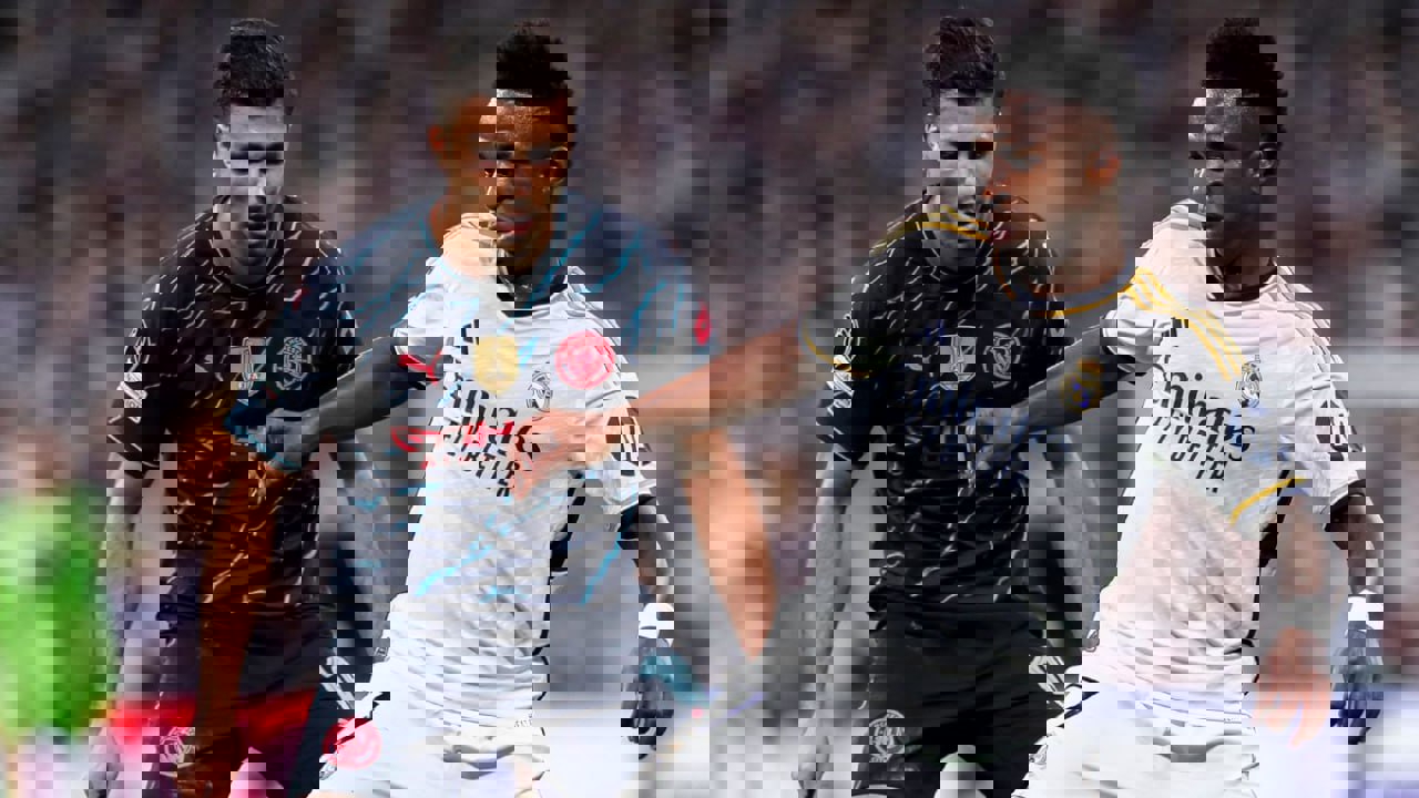 2093028