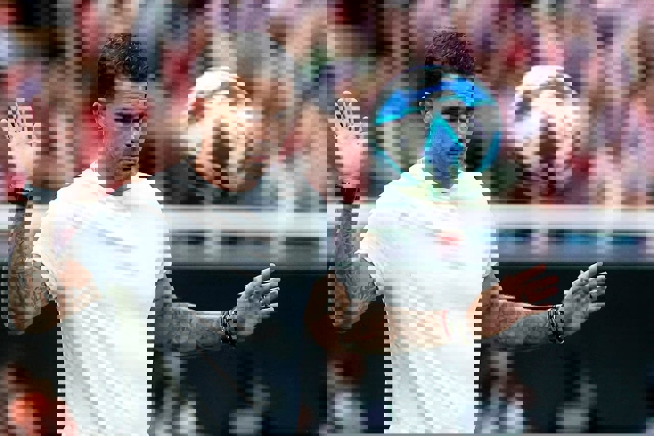 2093054