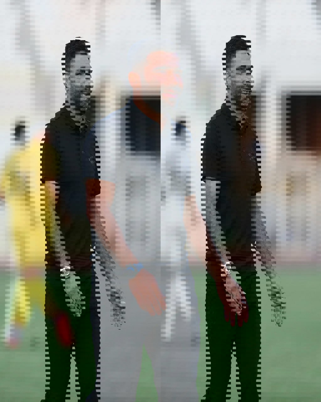 2093057