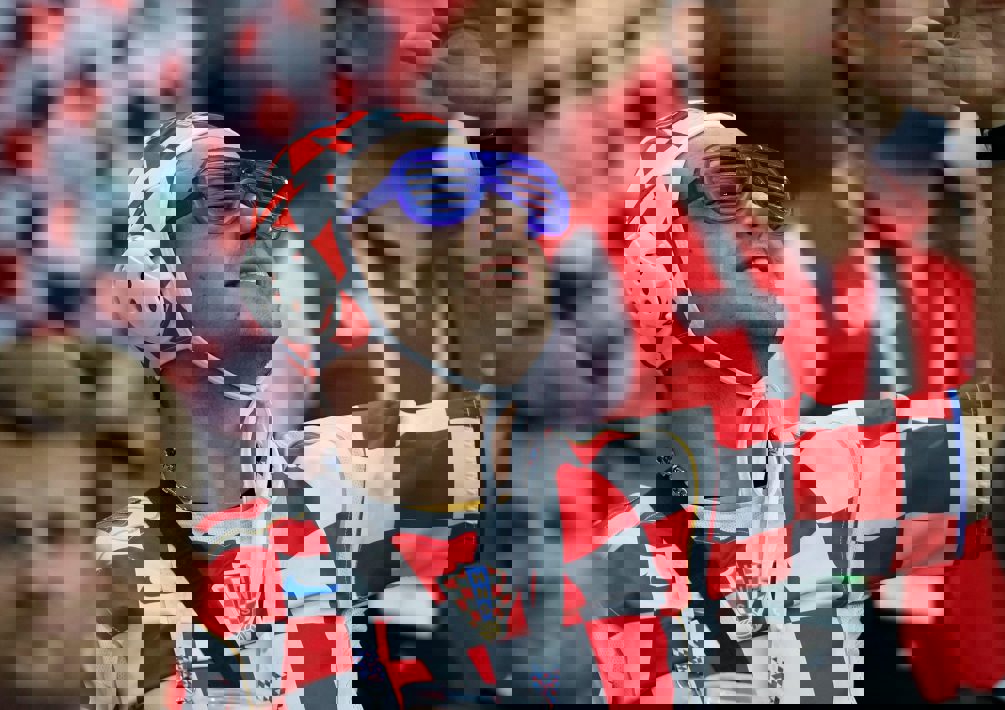 2093280