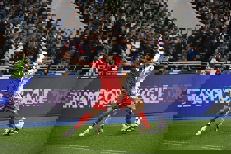 2093152