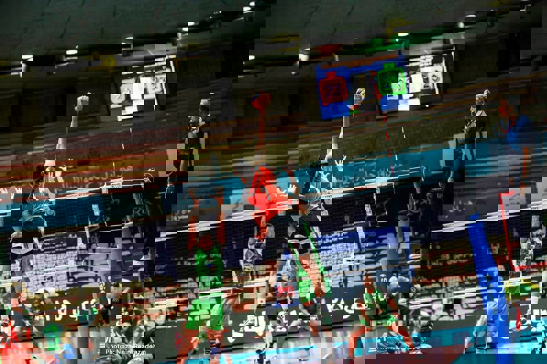 2093441