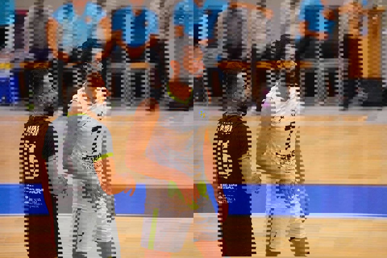 2093442