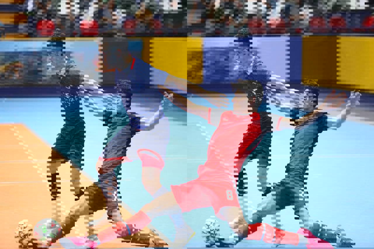 2093638