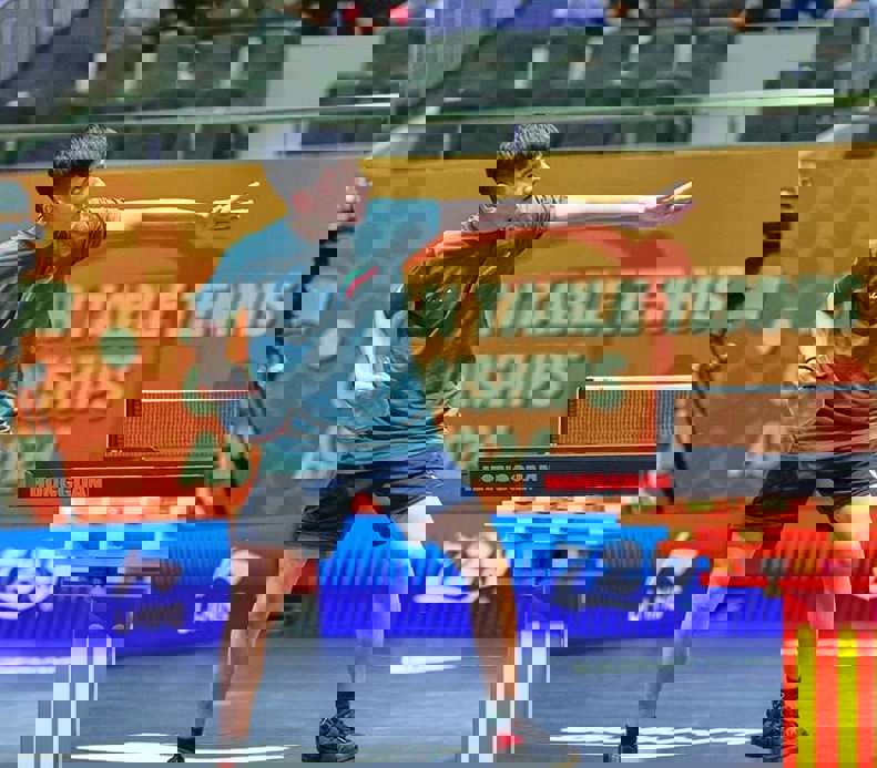 2093630