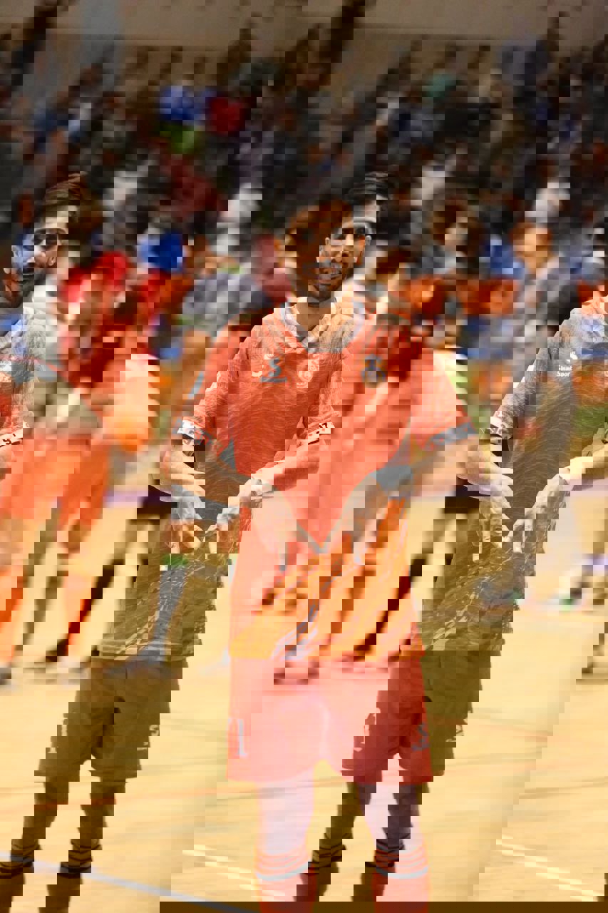 2093776