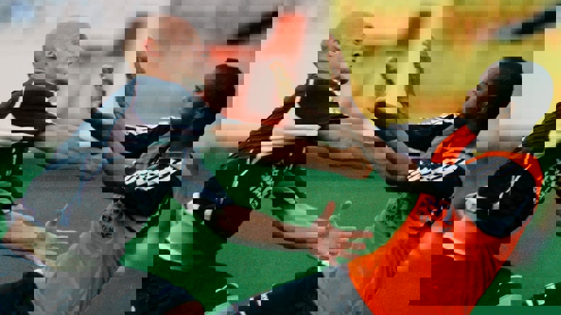 2093855