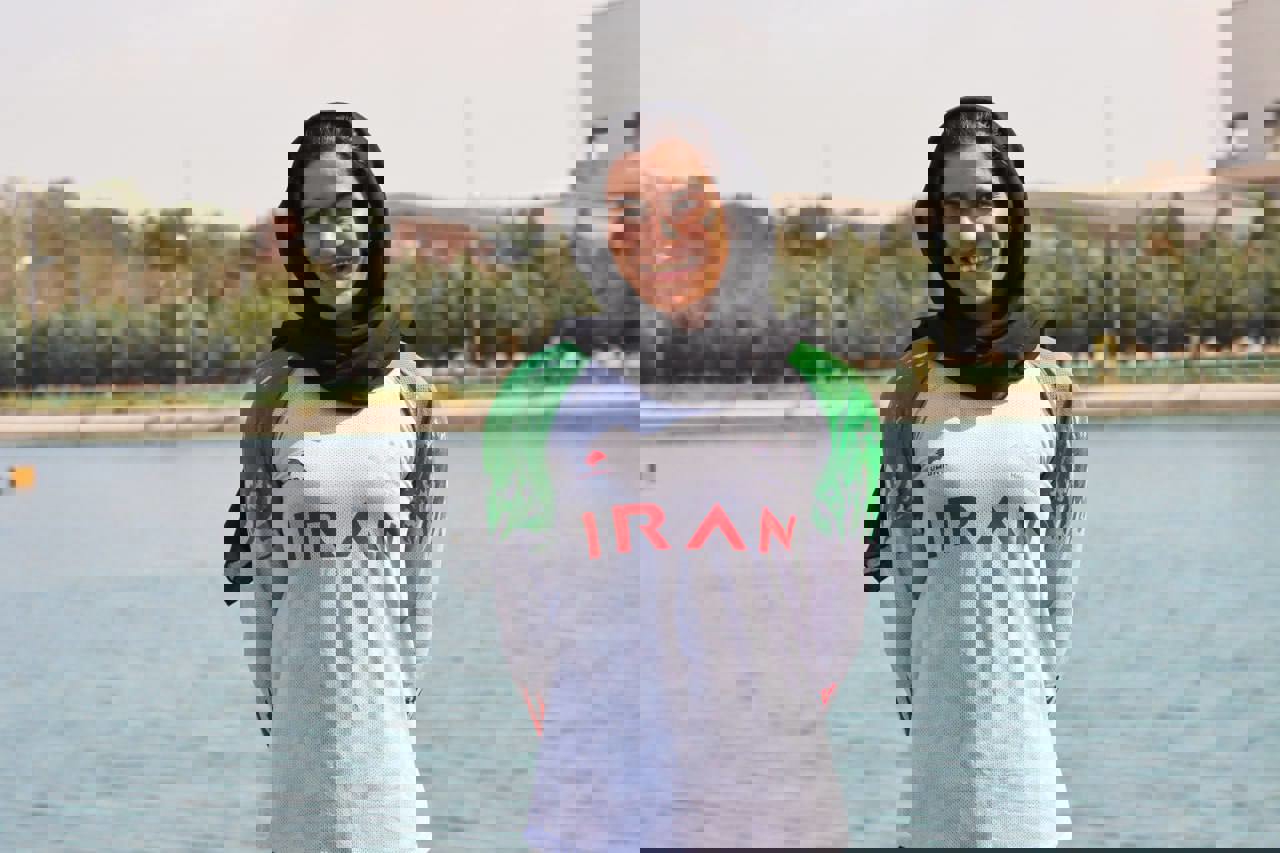 2093820