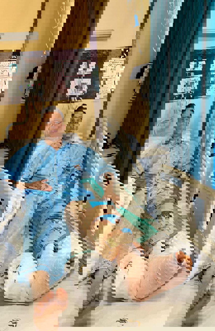 2093831