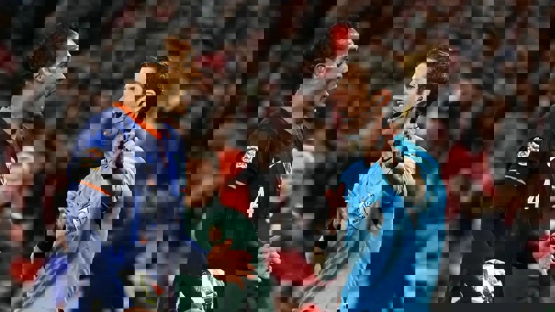2093873
