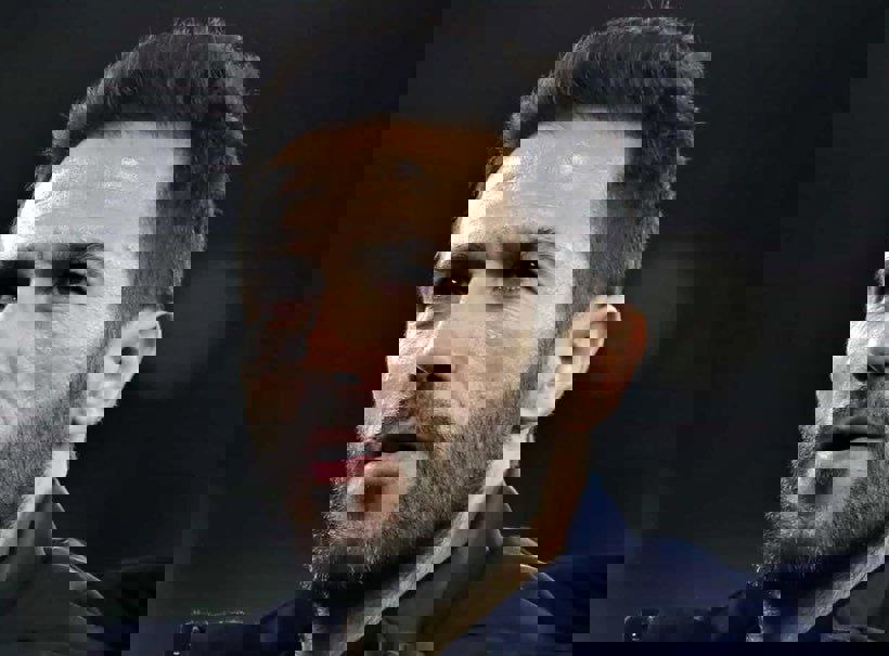 2093976