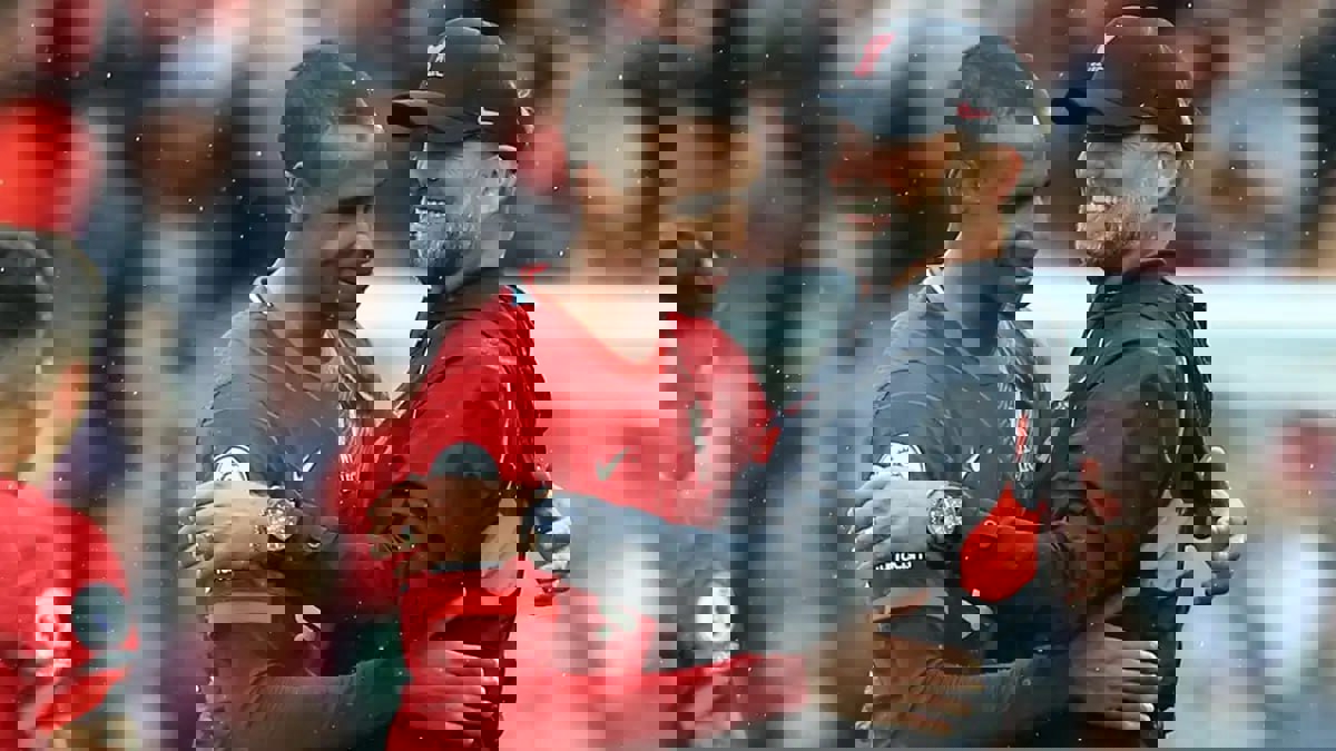 2093888