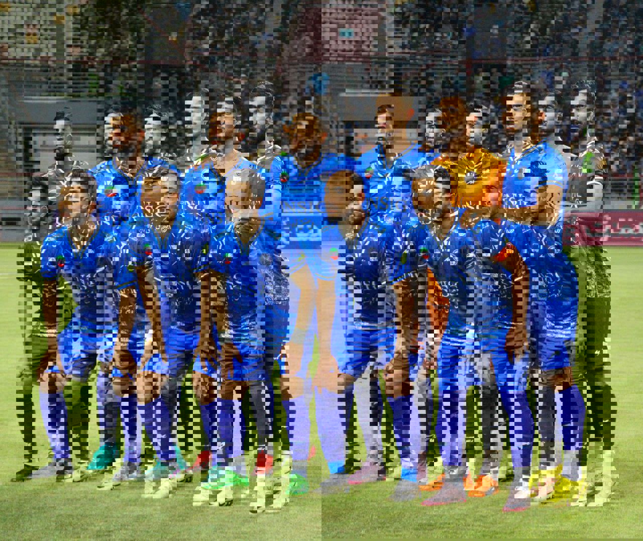 2093986