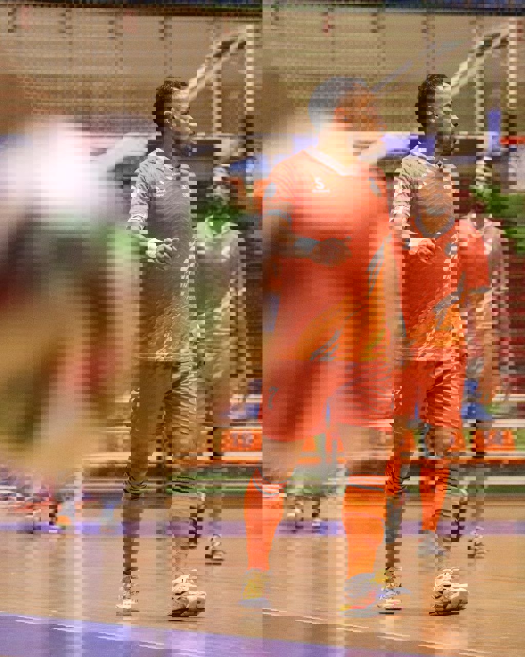2093991