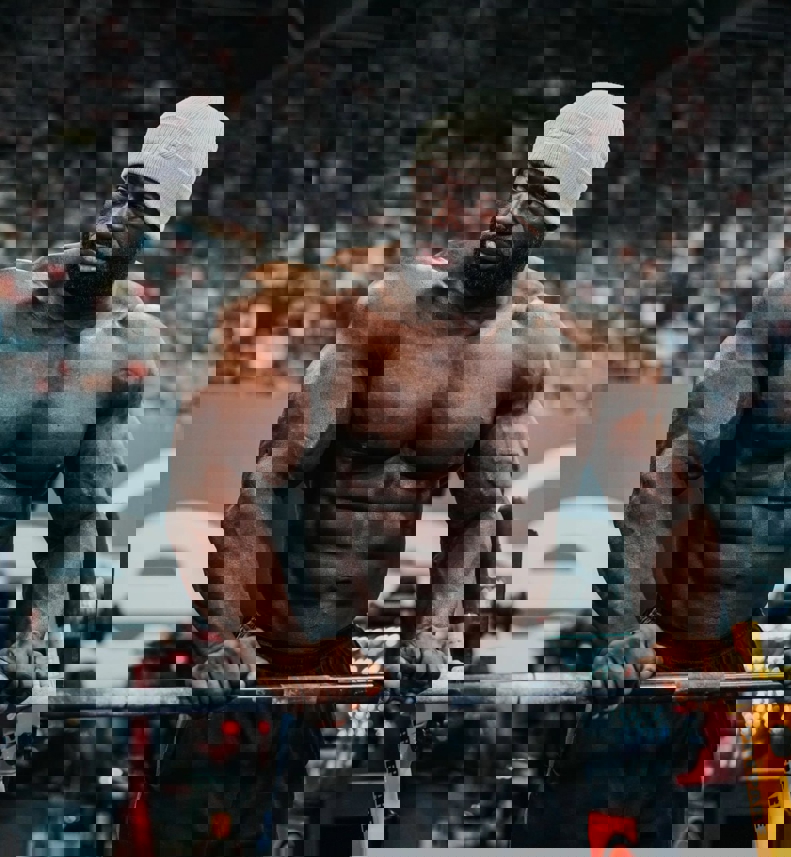 2094369