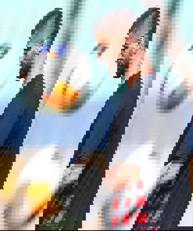 2094281