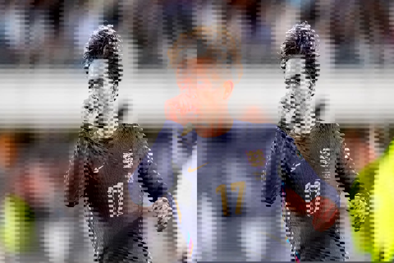 2094437