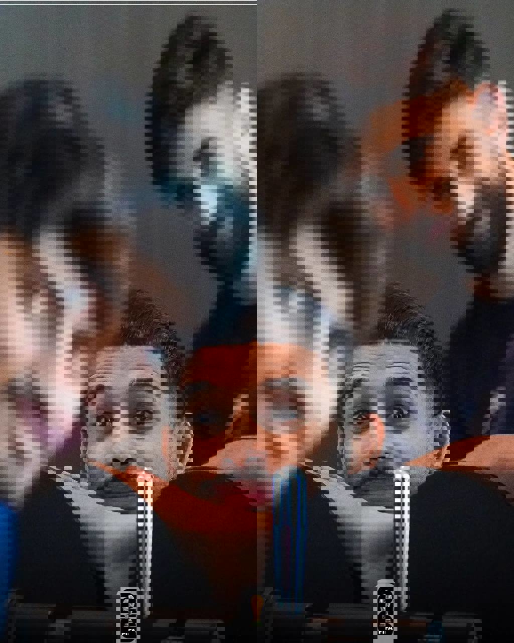 2094374