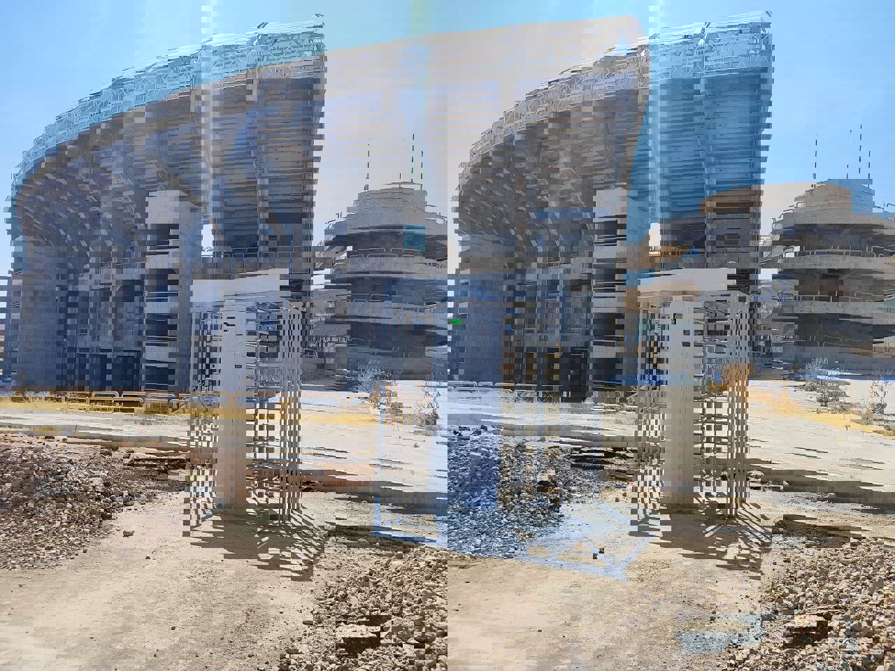 2094946
