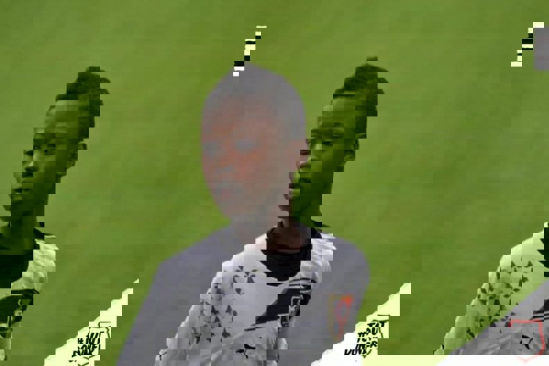 2094718