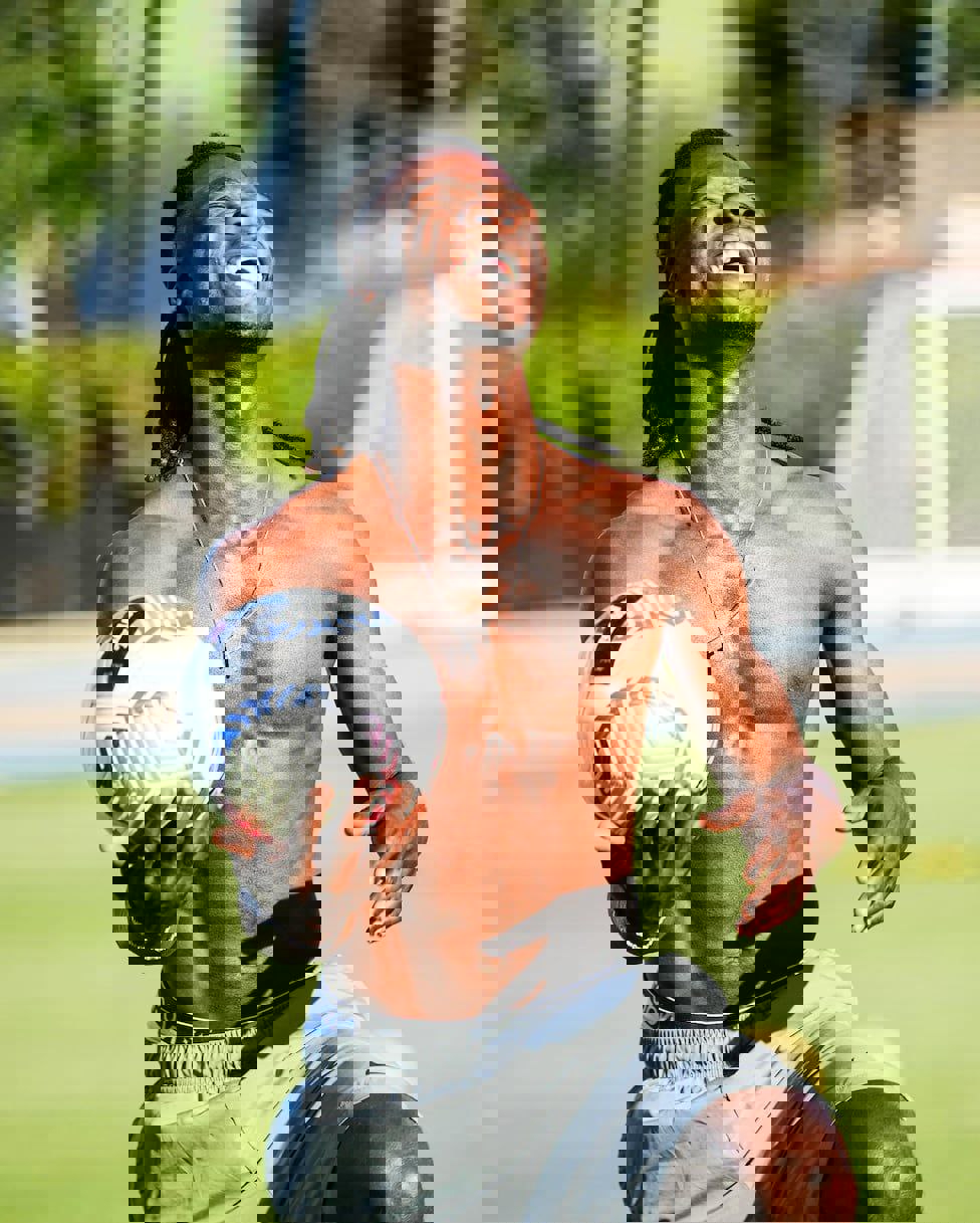 2094739