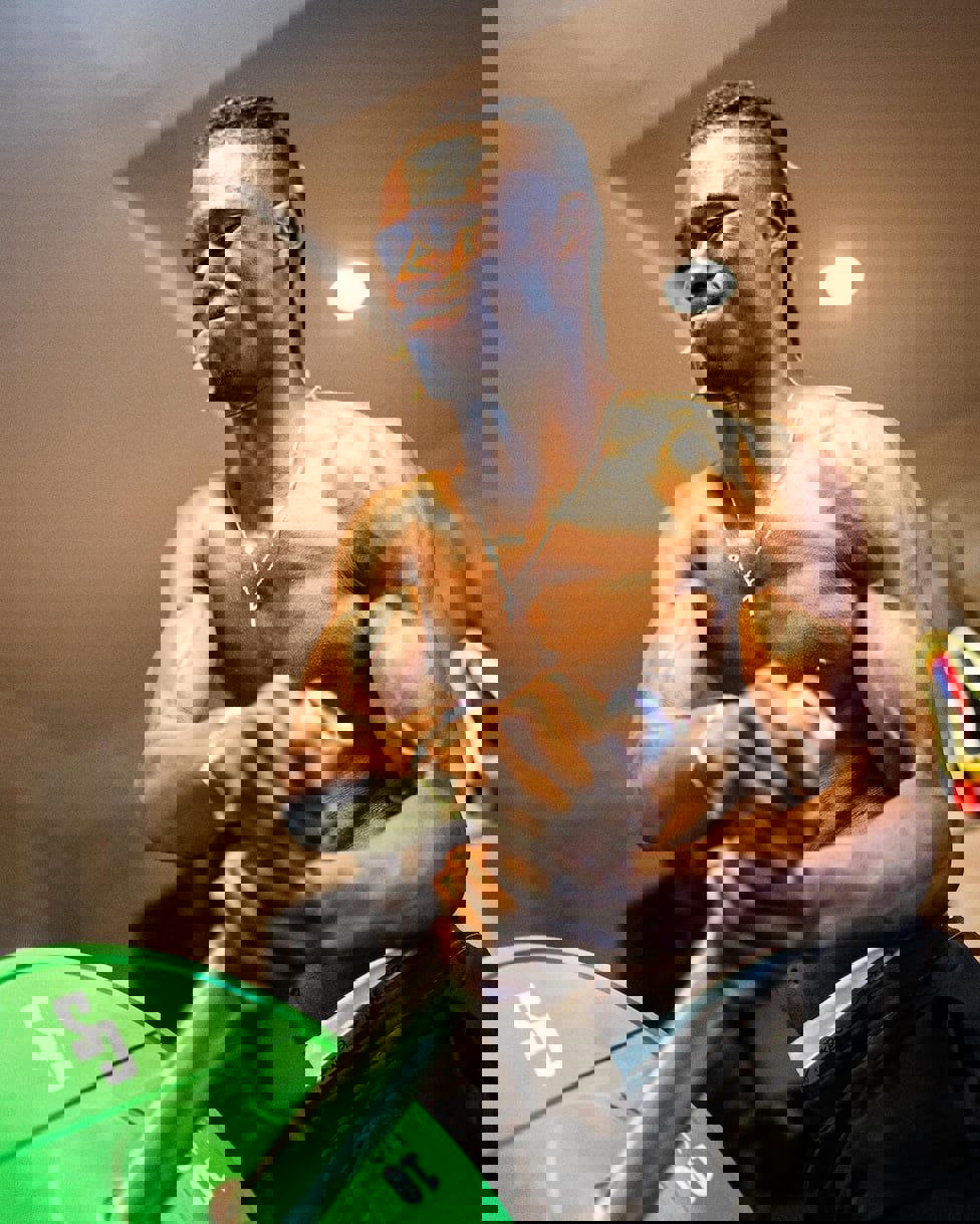 2094740