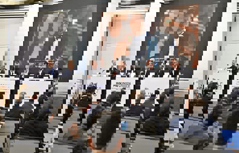 2094784