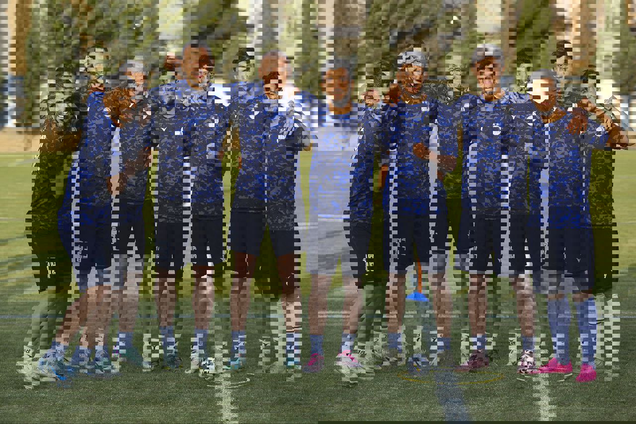 2094979