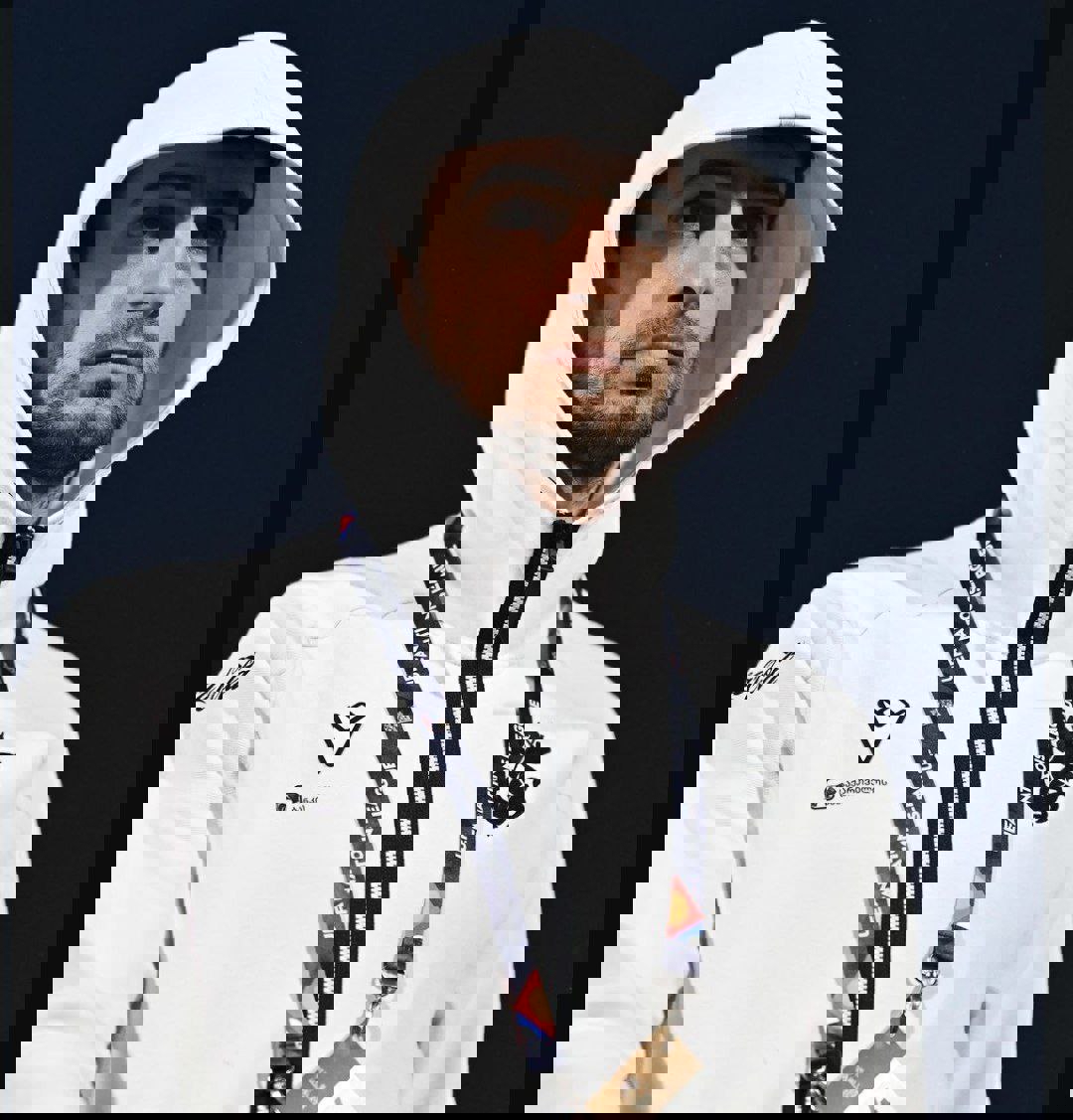 2095046