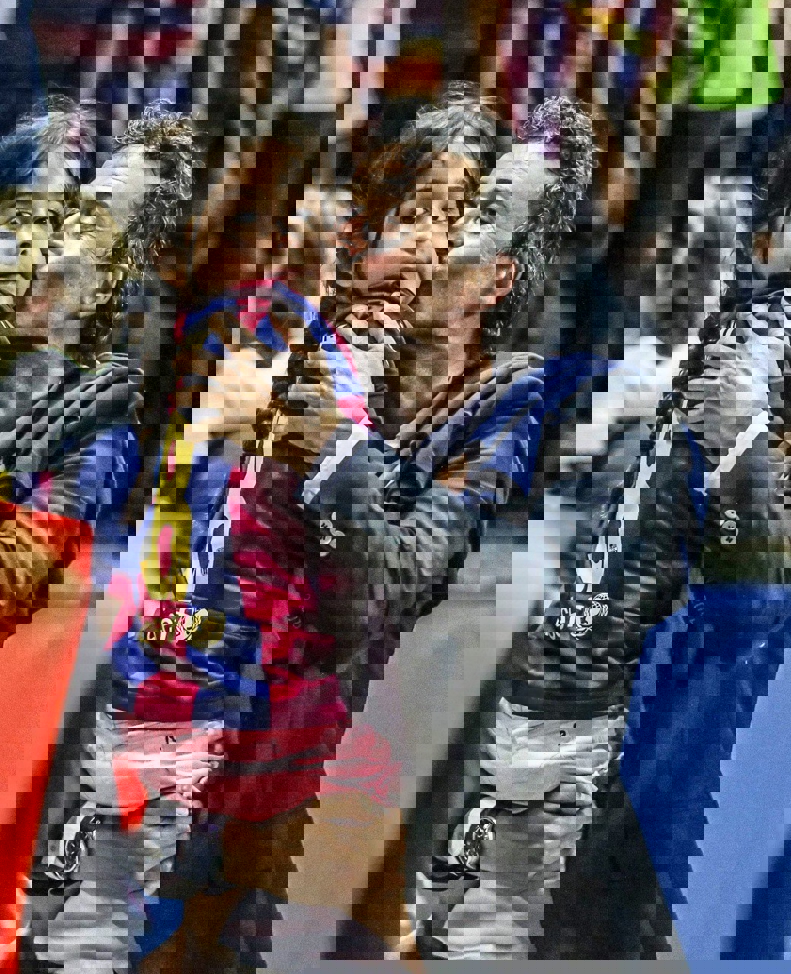 2095027