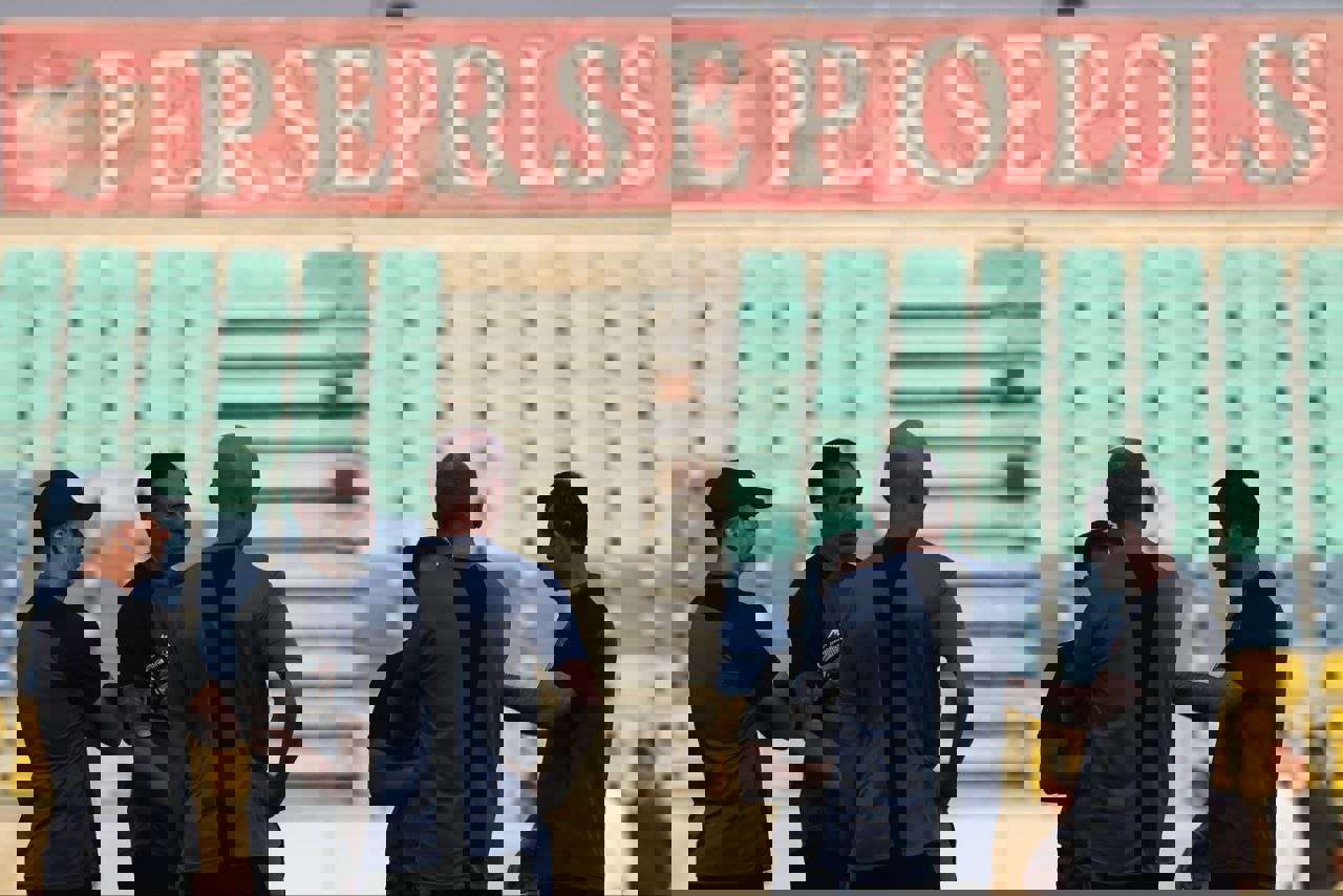 2095162