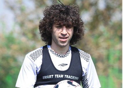 پنجره استقلال یک سانت هم باز نمی‌شود!