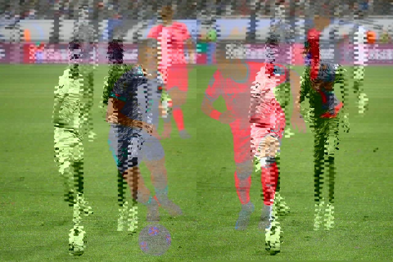2095186
