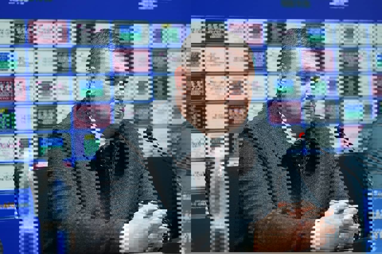 2095472