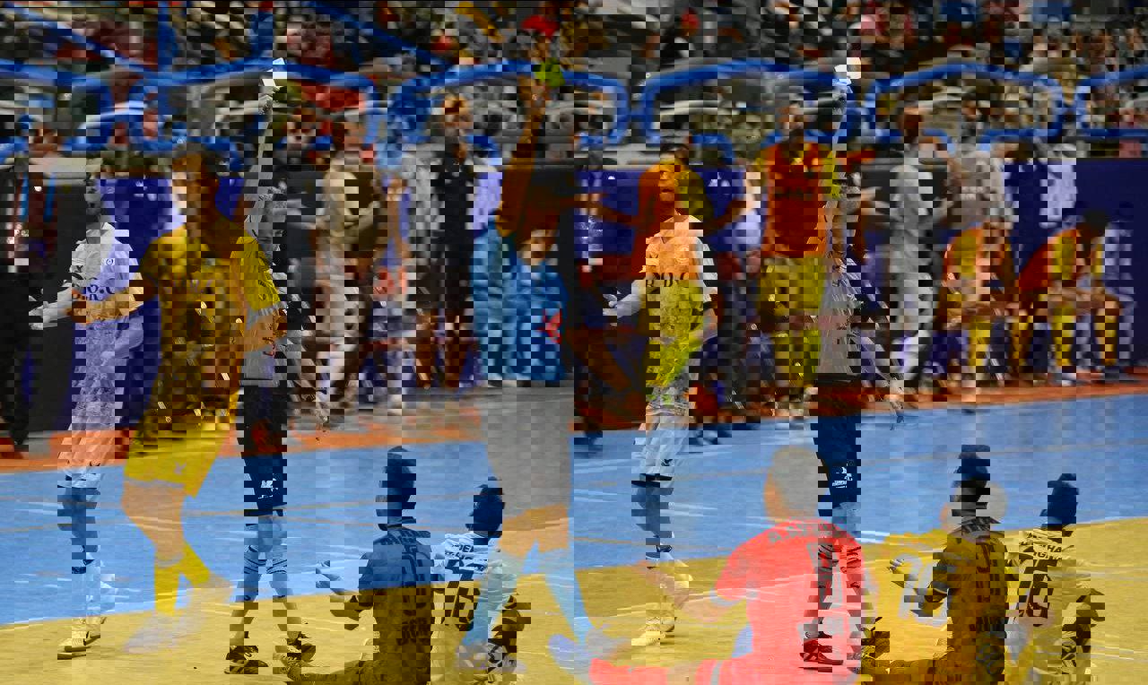 2095602