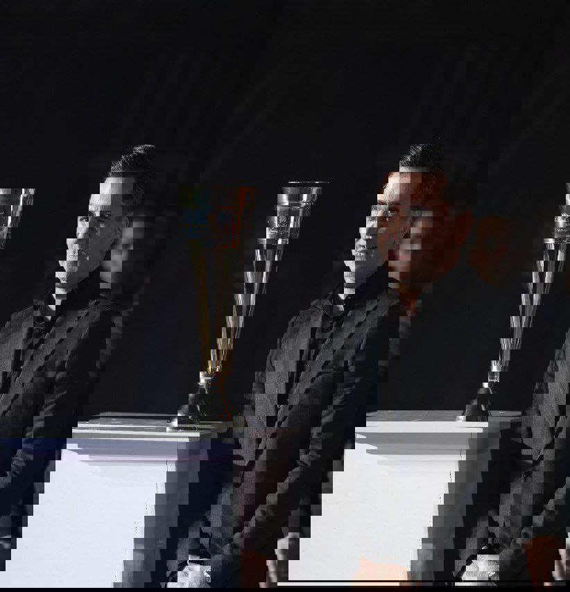 2095586