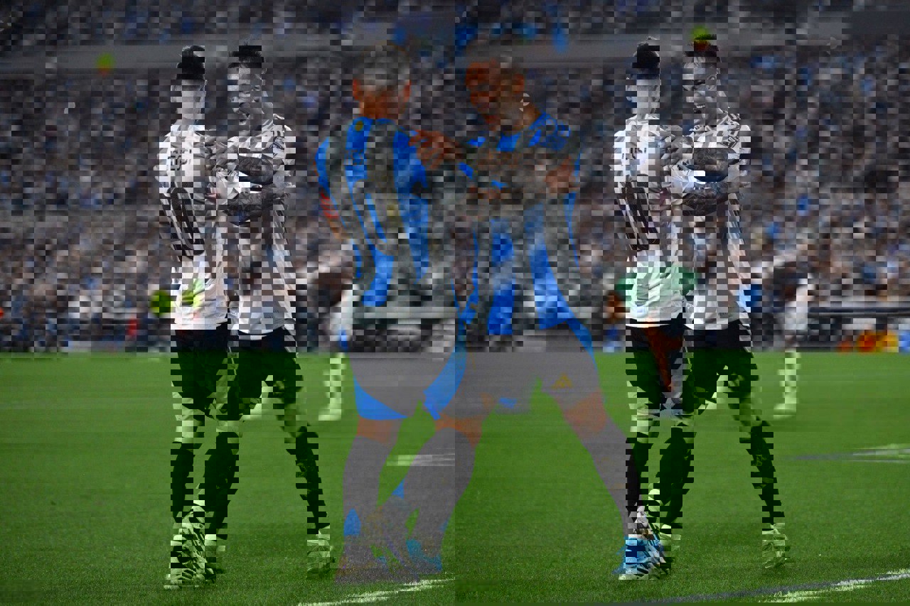 2095566