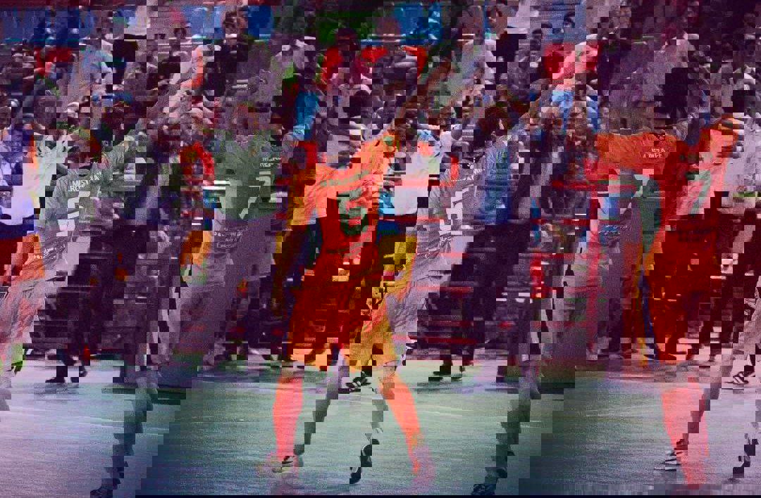 2095711