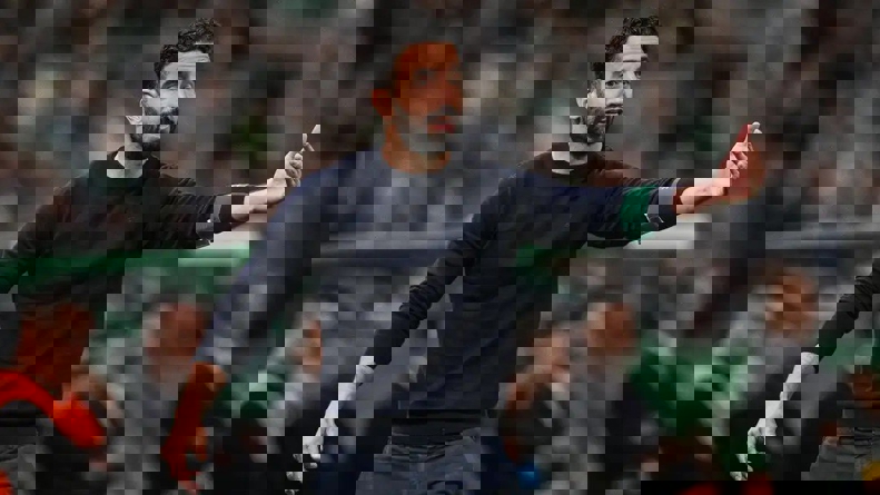 2095653