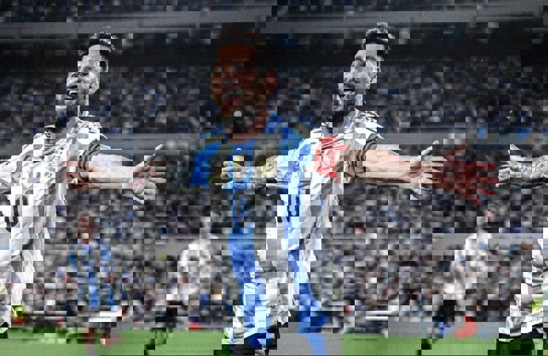2095747